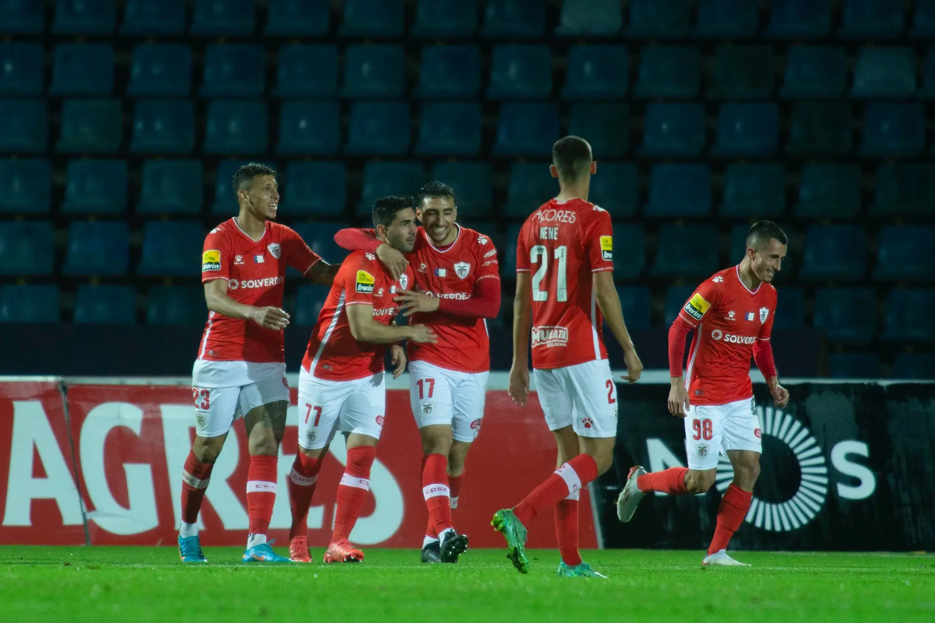Santa Clara regressa às vitórias frente ao Vizela
