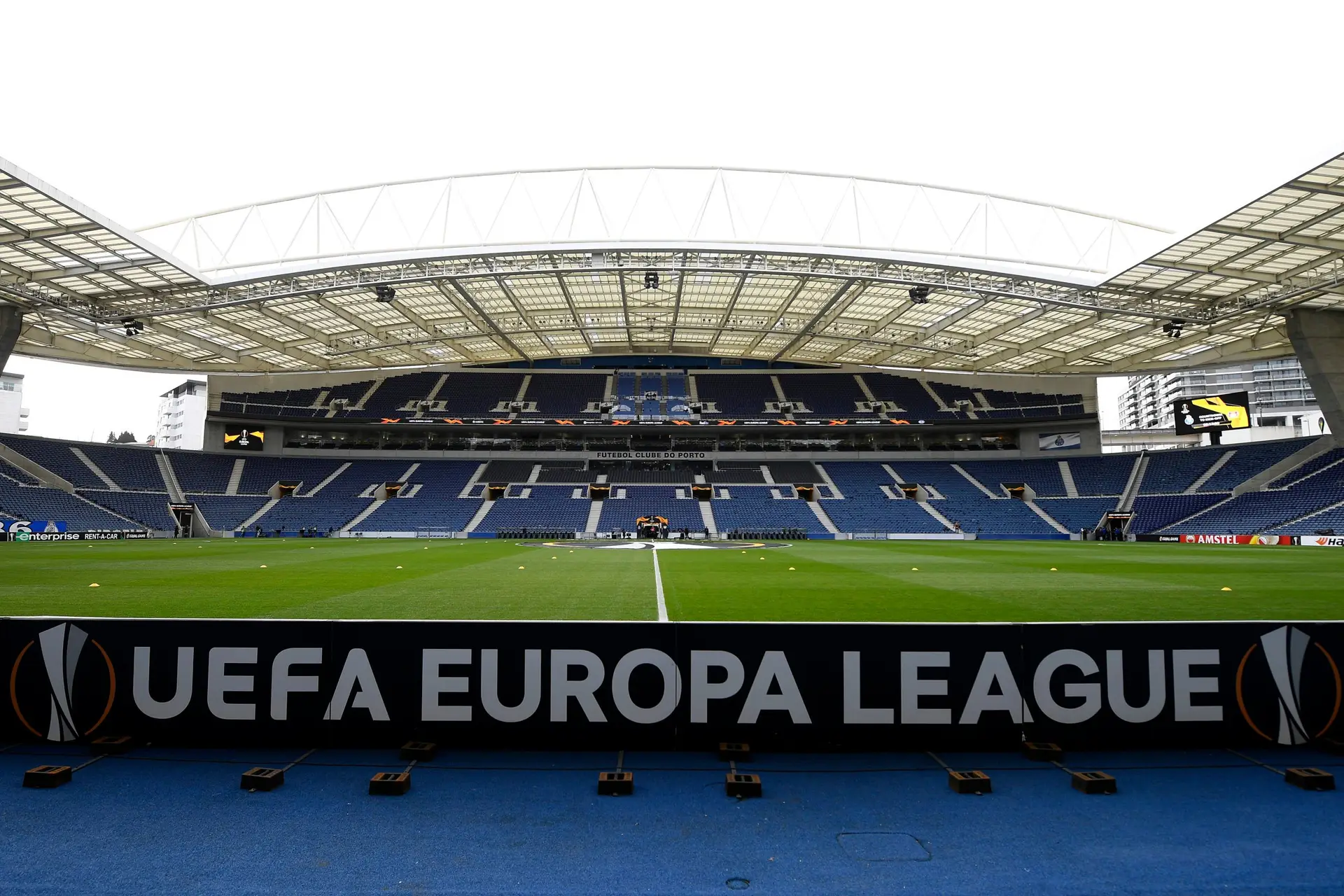 FC Porto procura ganhar vantagem frente ao Lyon nos oitavos de final da Liga Europa