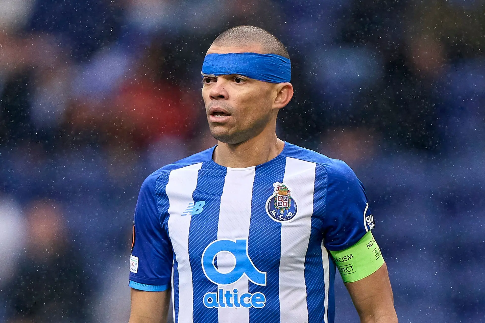 Pepe em repouso e tratamento falha treino do FC Porto