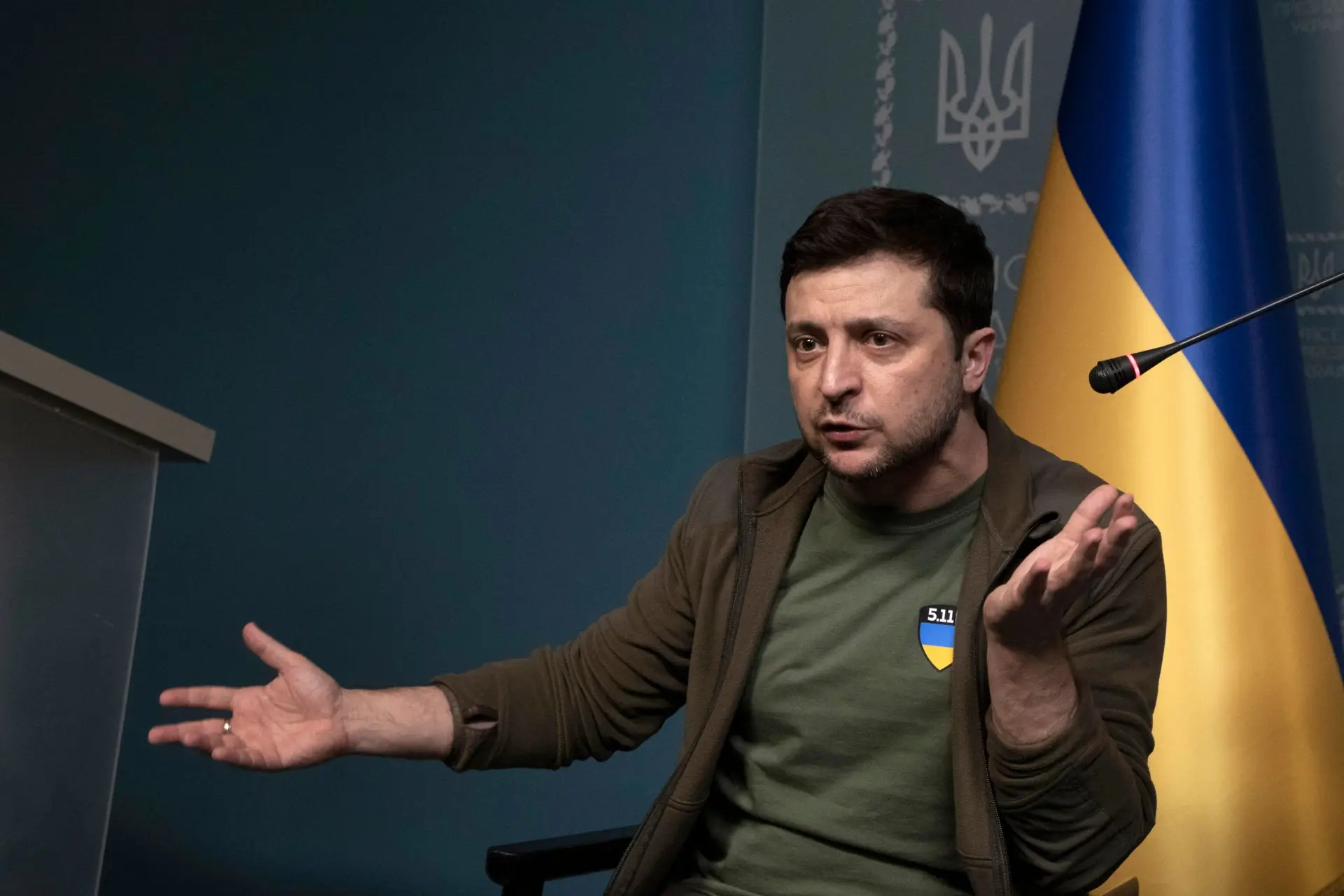 Zelensky acusa Moscovo de atacar corredor humanitário para Mariupol