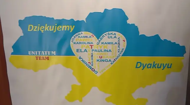 Edifício de escritório numa pequena cidade da Polónia acolhe refugiados ucranianos