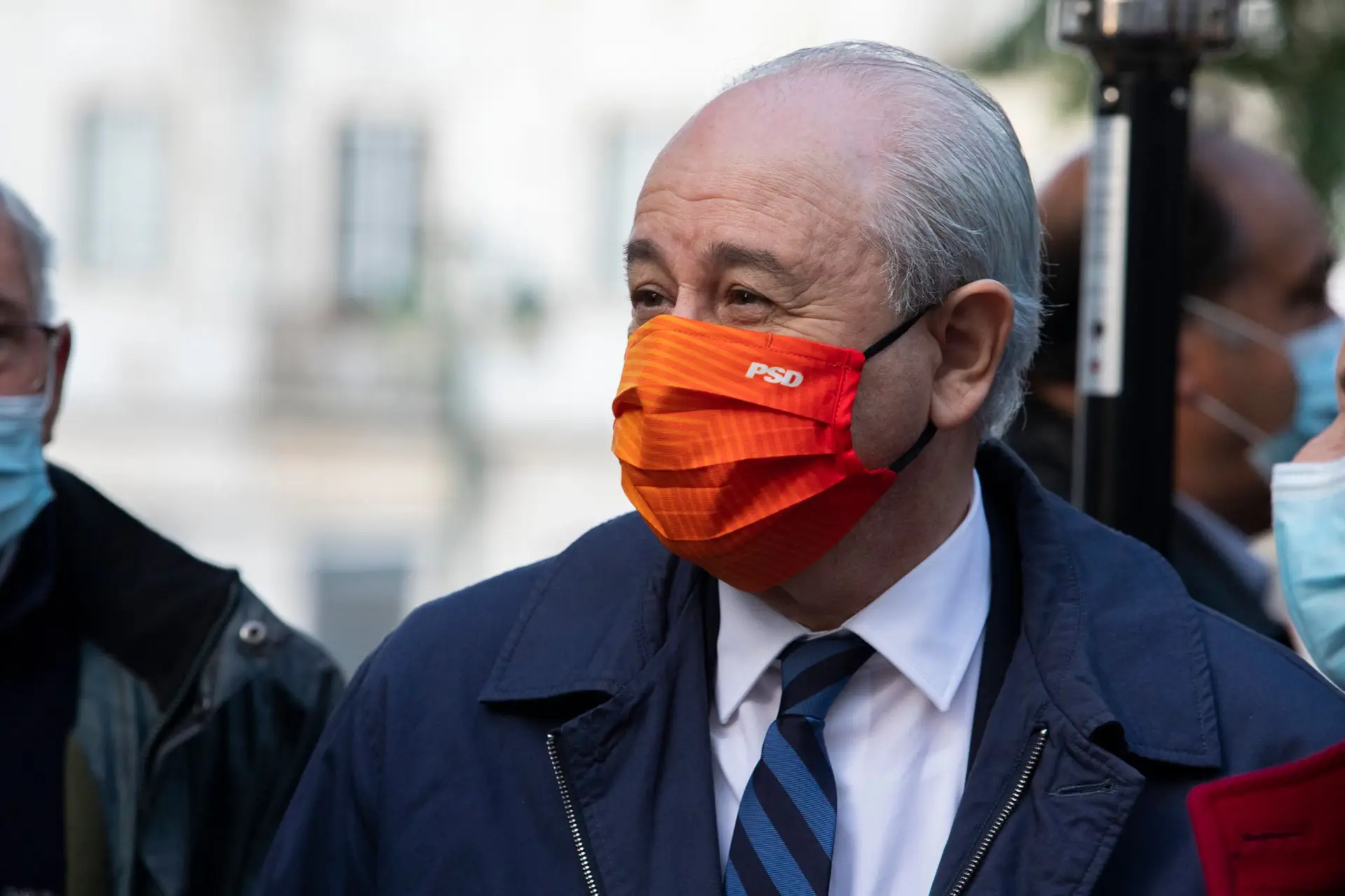 Rui Rio distinguido com prémio pela atitude “muito responsável” na pandemia
