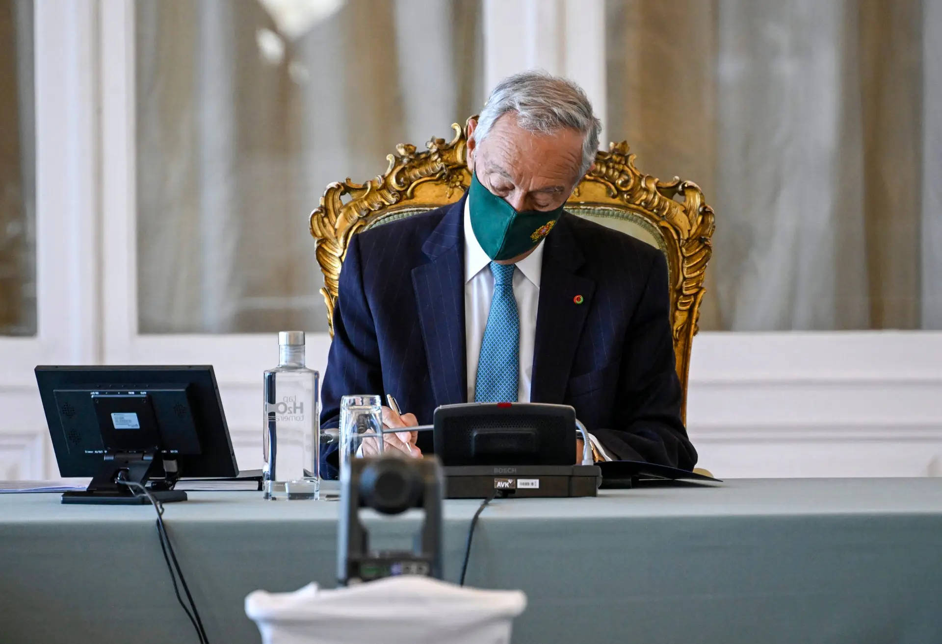 Marcelo diz que “Governo está a fazer aquilo que tem que fazer” perante impactos económicos da guerra