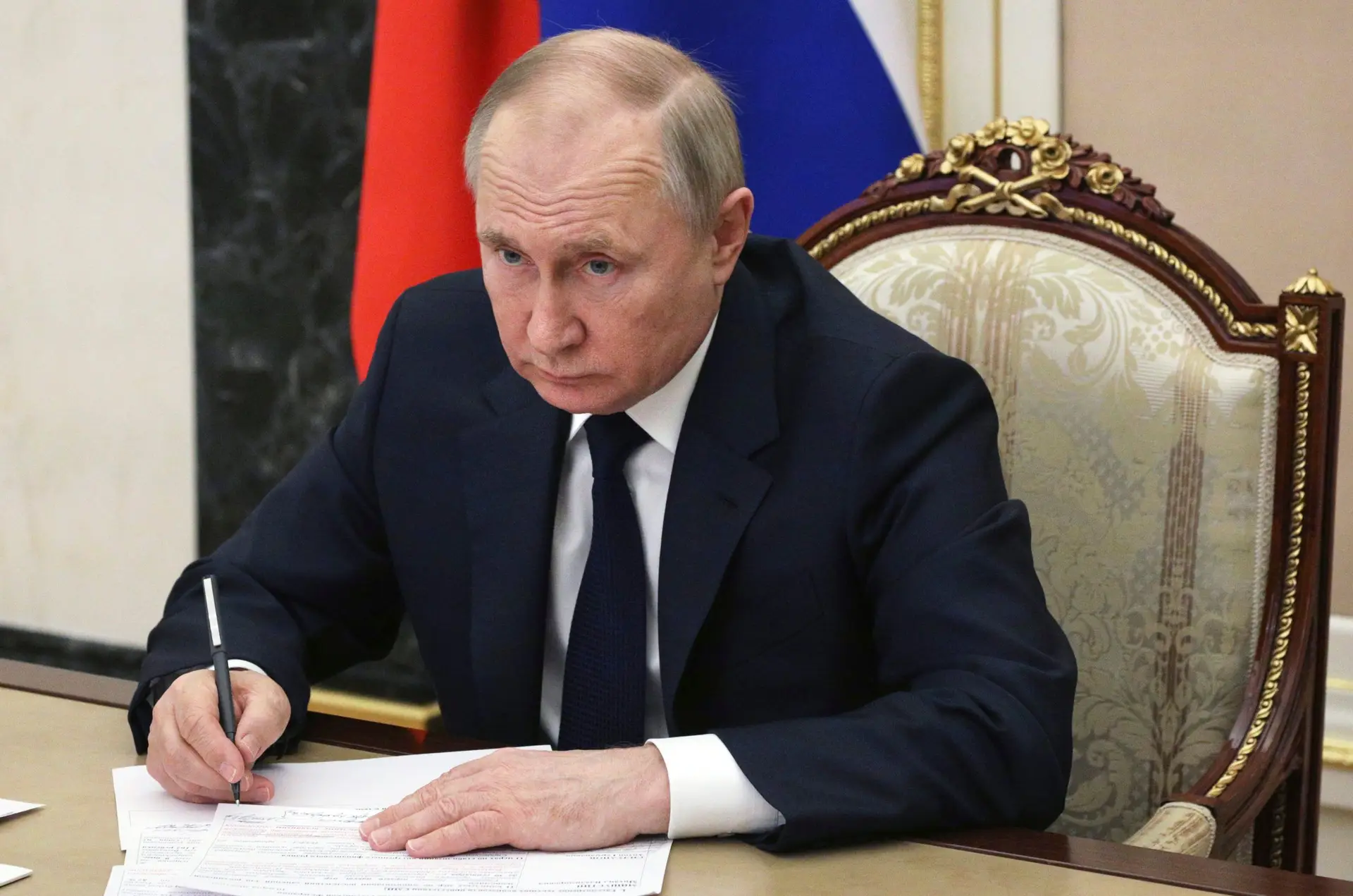 “Auto purificação só fortalecerá a Rússia”: Putin chama “traidores” aos críticos da invasão da Ucrânia