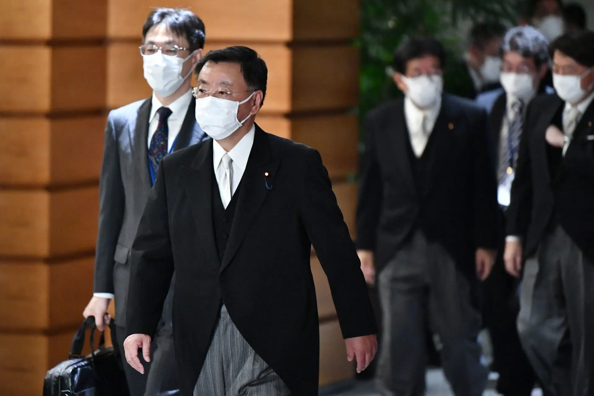 Japão impõe novas sanções a altos funcionários da Defesa e empresas russas