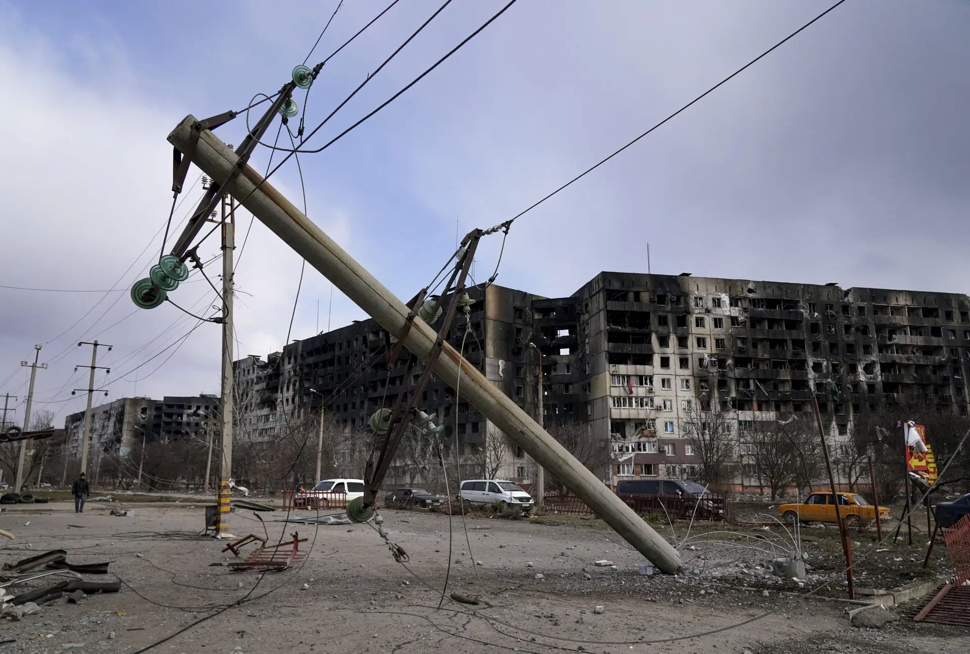 “Mariupol completamente destruída pela guerra”