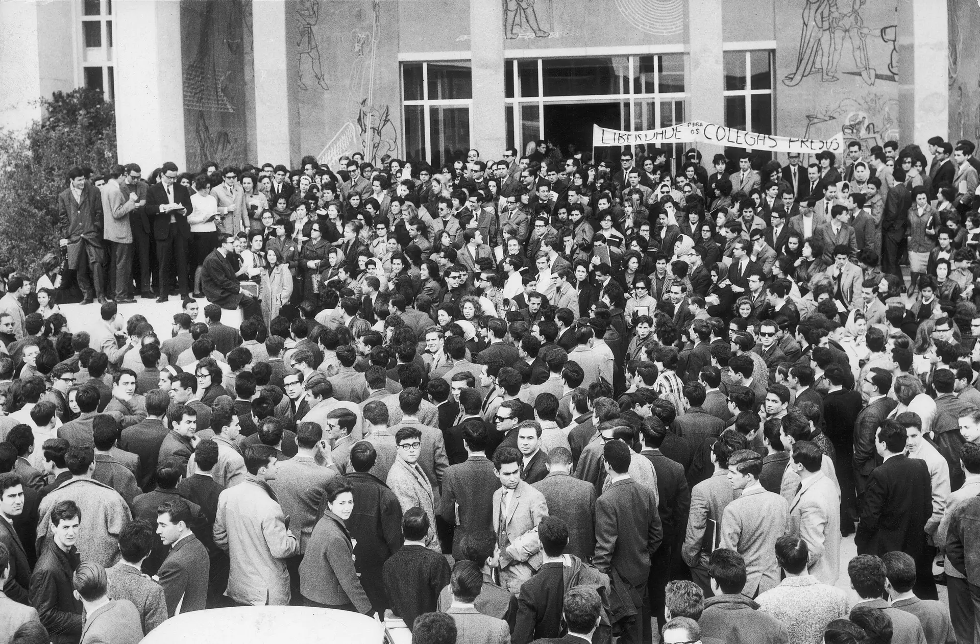 Crise estudantil há 30 anos será assinalada com protestos em todo o país