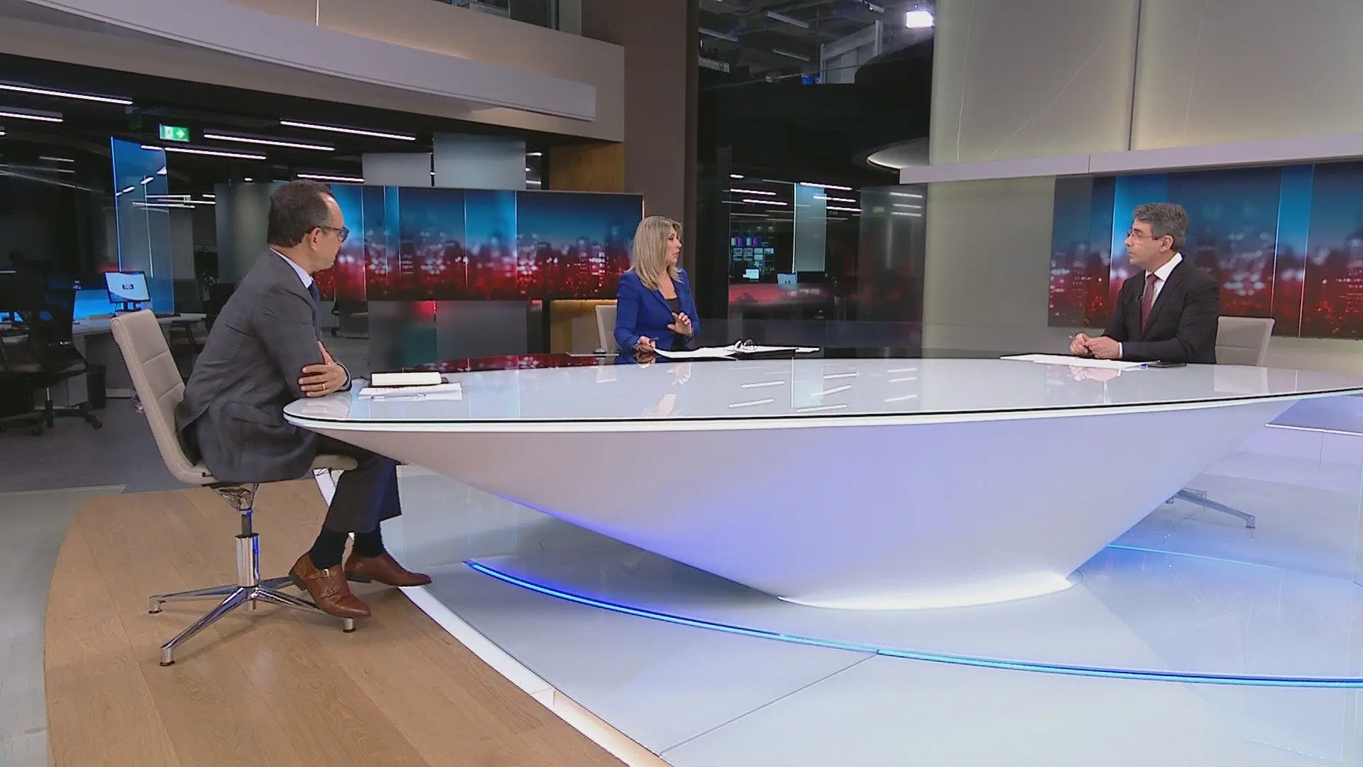 Um Governo “bastante renovado” com “nomes mais ligados ao aparelho socialista” 