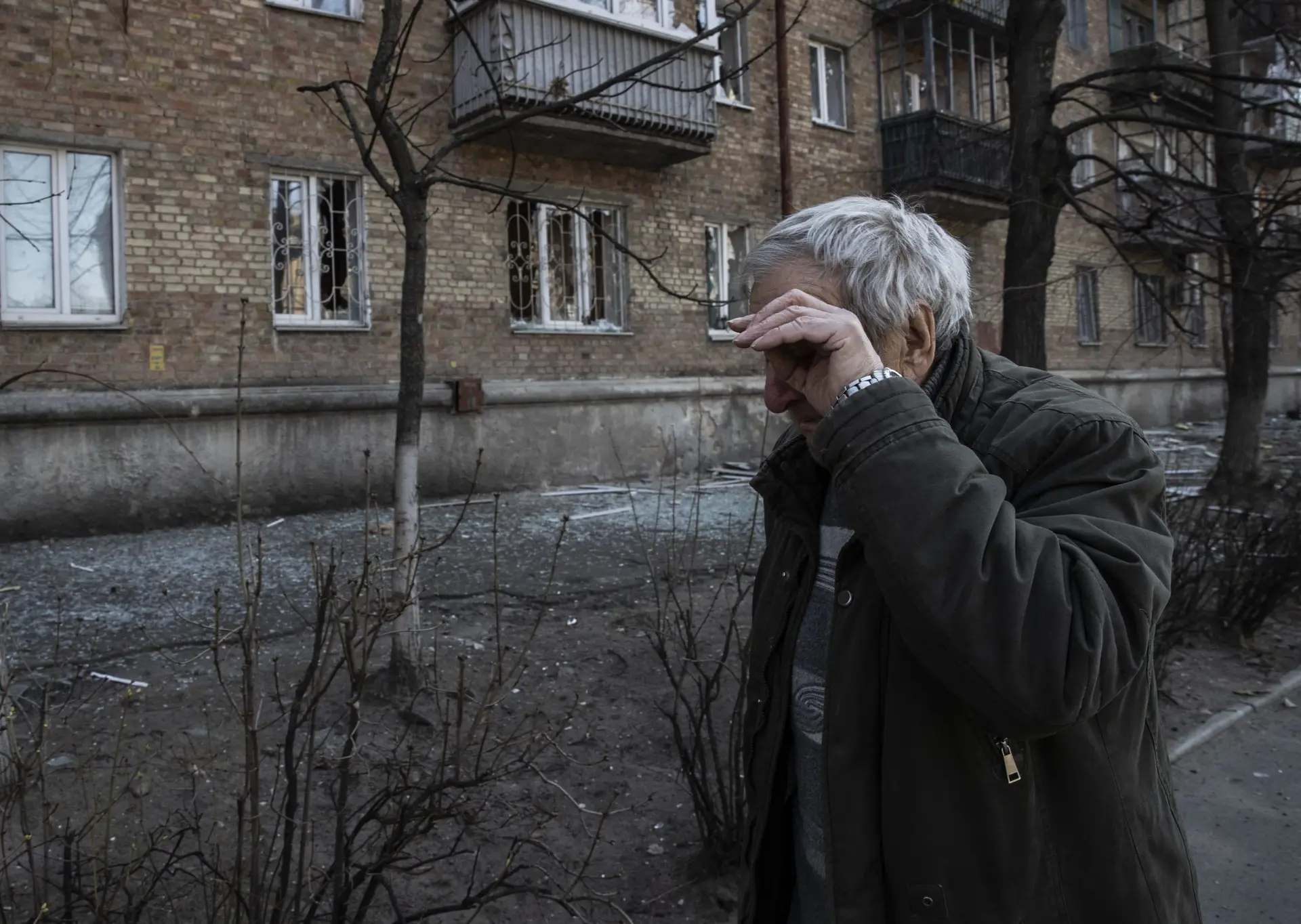 Bombardeamentos nos arredores de Kiev fazem pelo menos quatro feridos