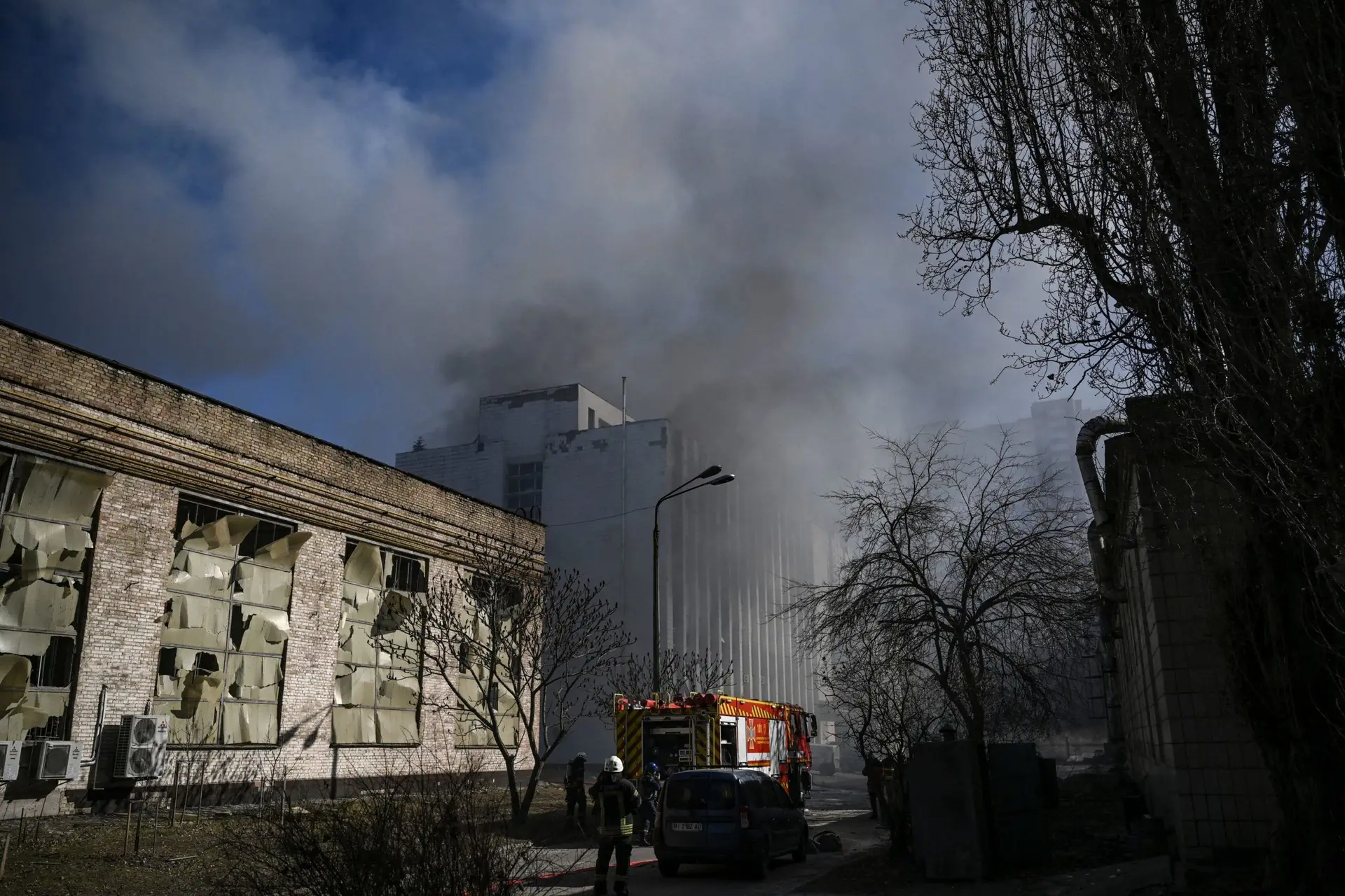“Ouvem-se explosões de forma praticamente constante” em Kiev