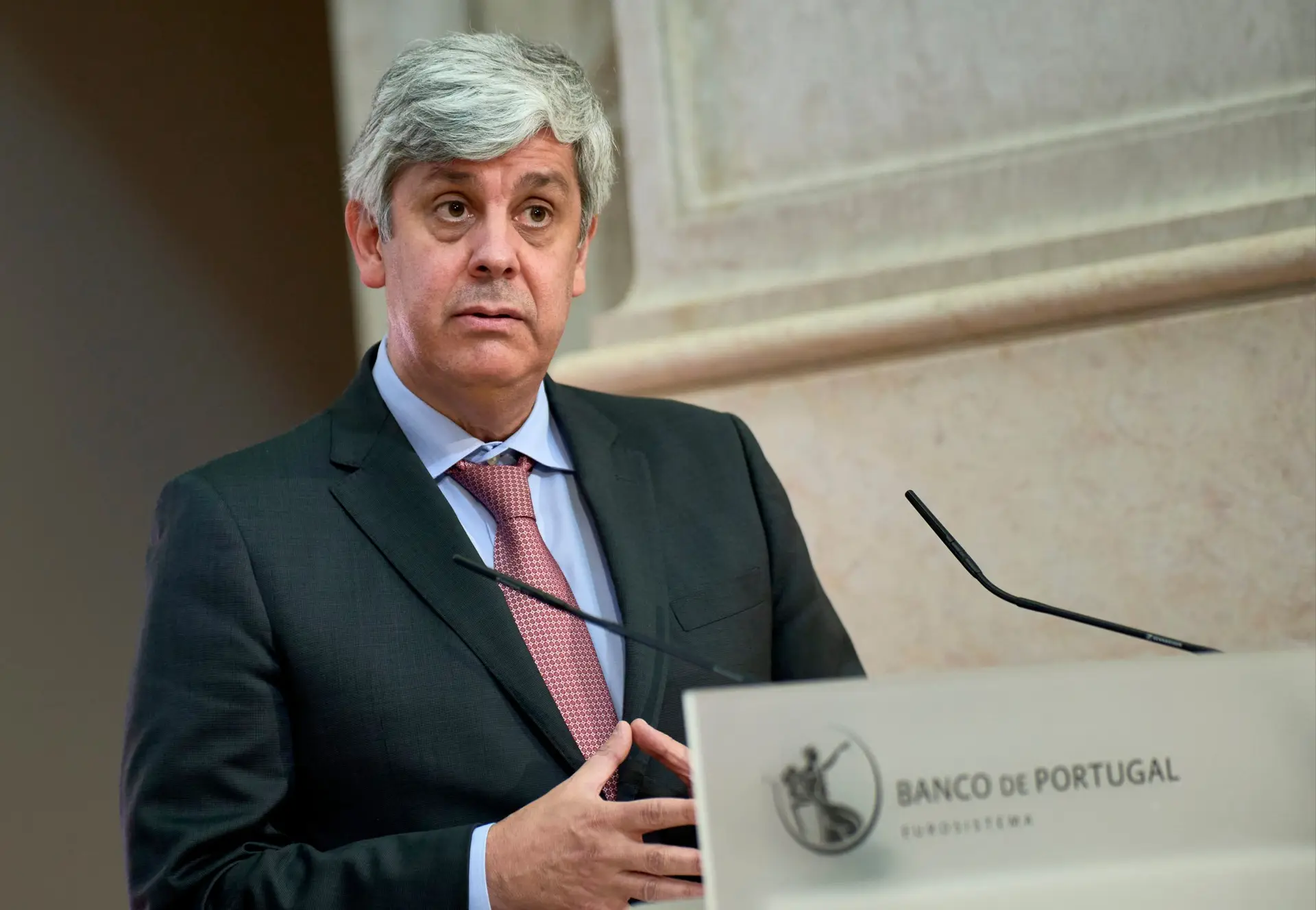 Mário Centeno confiante de que subida da inflação não terá efeitos sobre os salários