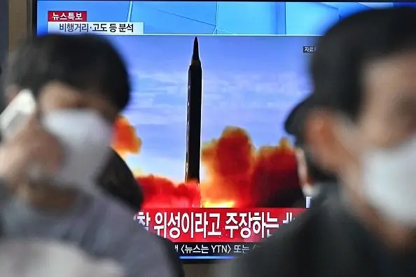 Coreia do Sul efetua testes com mísseis em resposta ao ensaio da Coreia do Norte