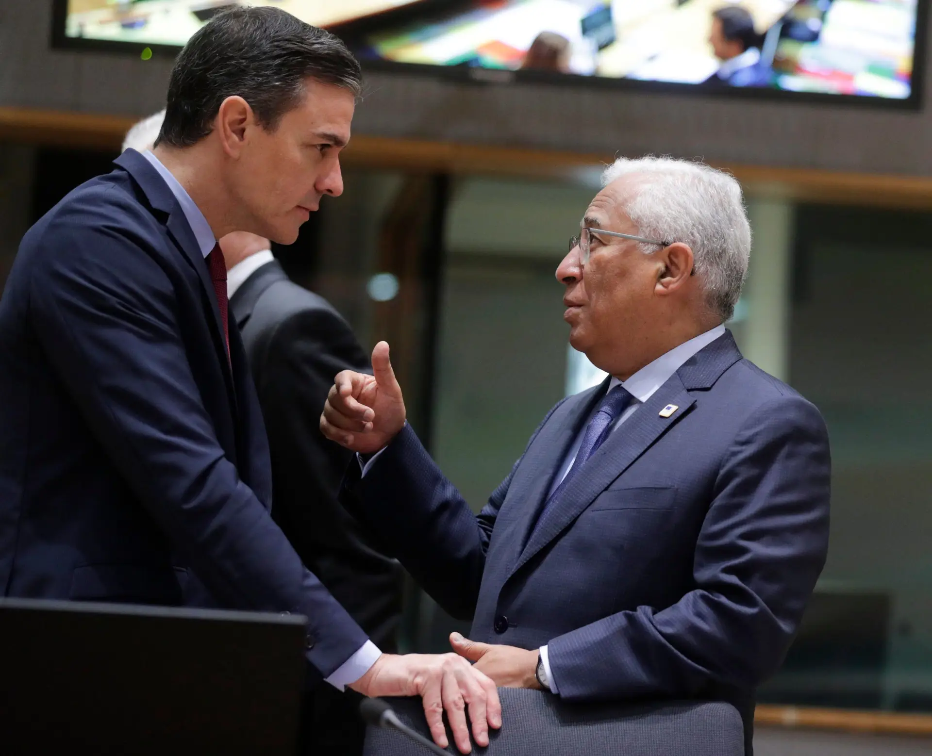 Portugal e Espanha vão fixar tetos máximos do gás