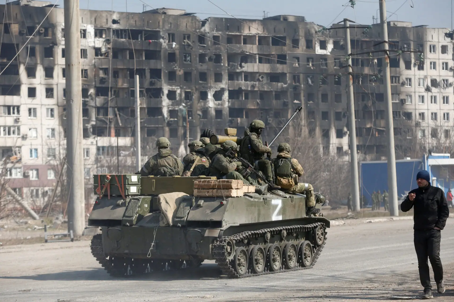 Kiev acusa Moscovo de levar centenas de milhares de civis à força para a Rússia