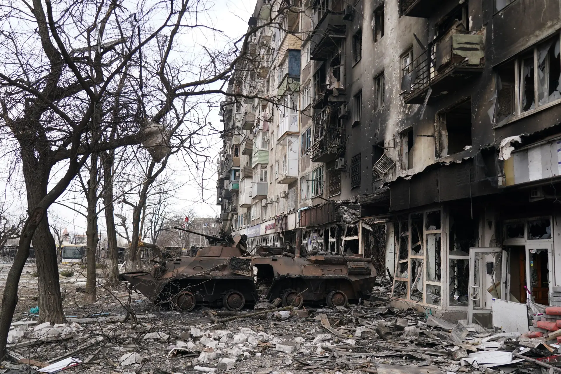 Cerco a Mariupol: cinco mil pessoas terão morrido, 90% dos edifícios estão danificados
