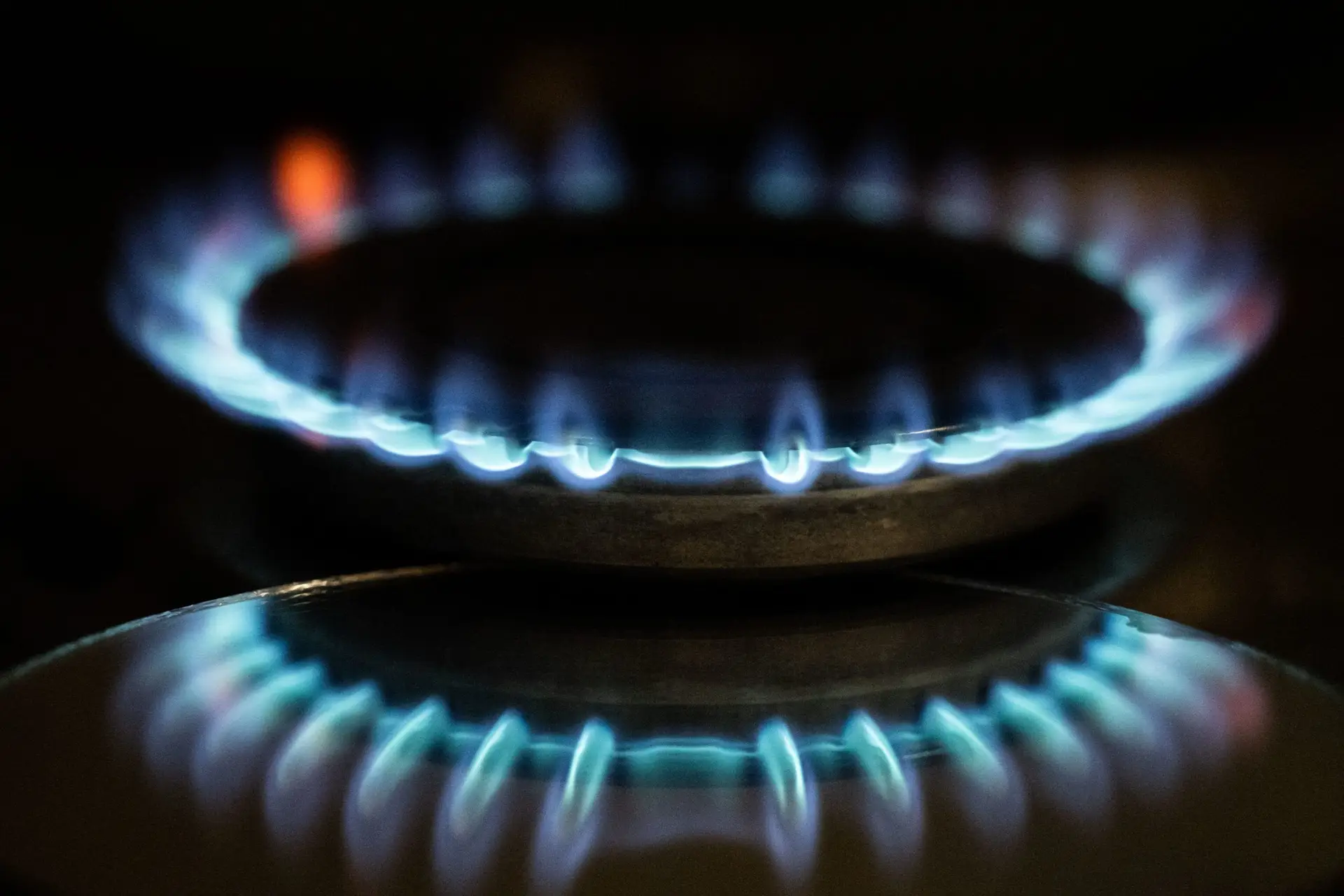 Crise de energia: impacto dos preços grossistas no mercado atenuado por mais três meses