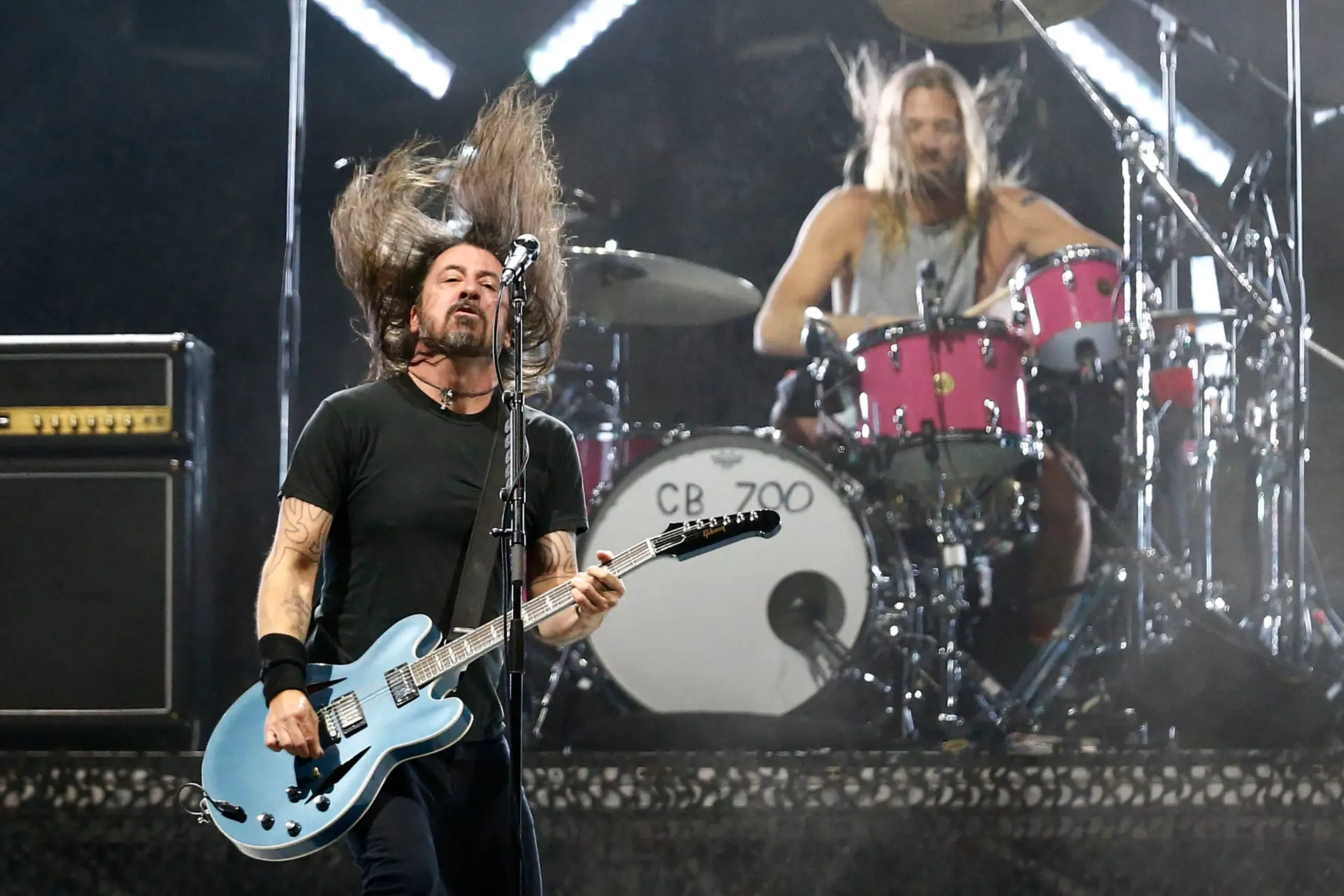 Foo Fighters cancelam tour e já não vão atuar no Rock in Rio