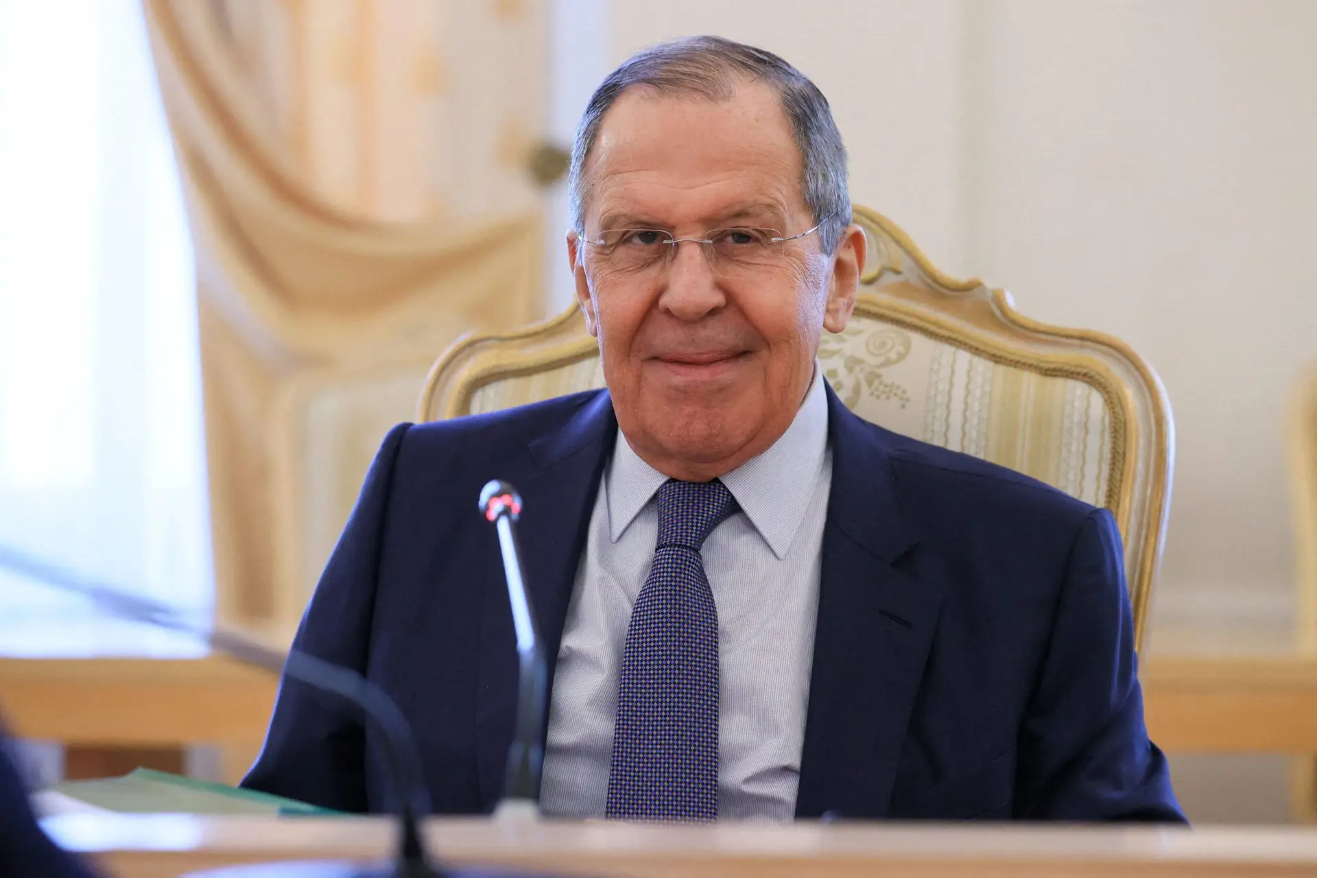 Lavrov fala em “avanço positivo” nas negociações com autoridades ucranianas