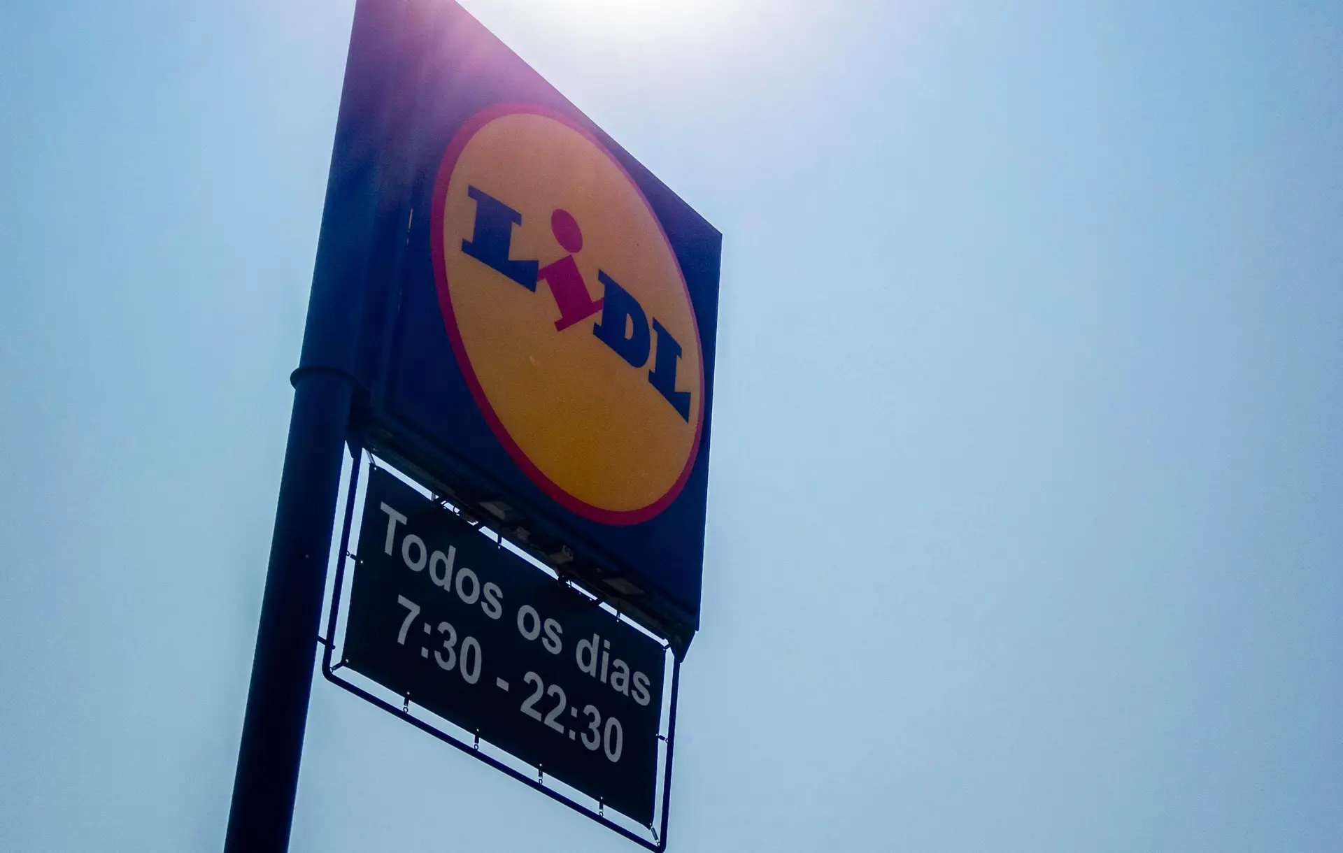 Lidl aumenta salário de entrada de 900€ para 1.000€ em janeiro