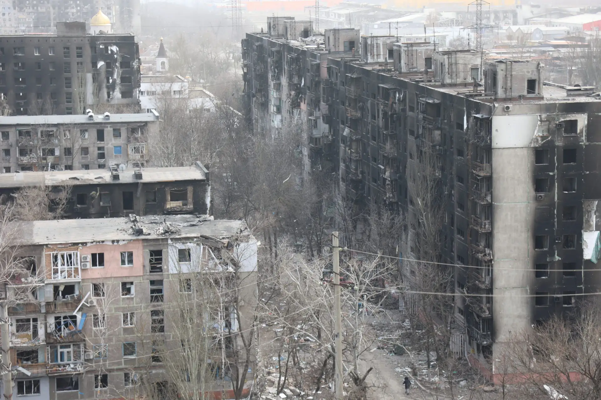 Ucrânia: Rússia abre corredor humanitário para retirar civis em Mariupol