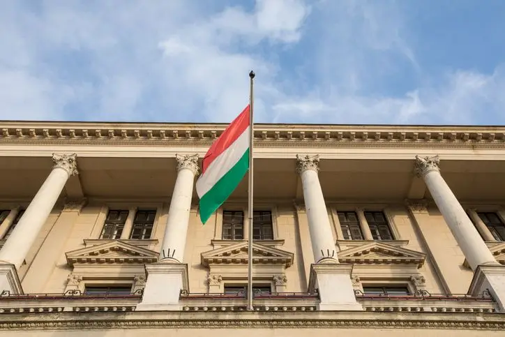 Eleições legislativas na Hungria contam com oposição unida para destronar Viktor Orbán