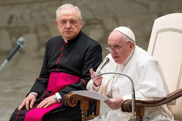 Papa pede perdão a povos indígenas do Canadá