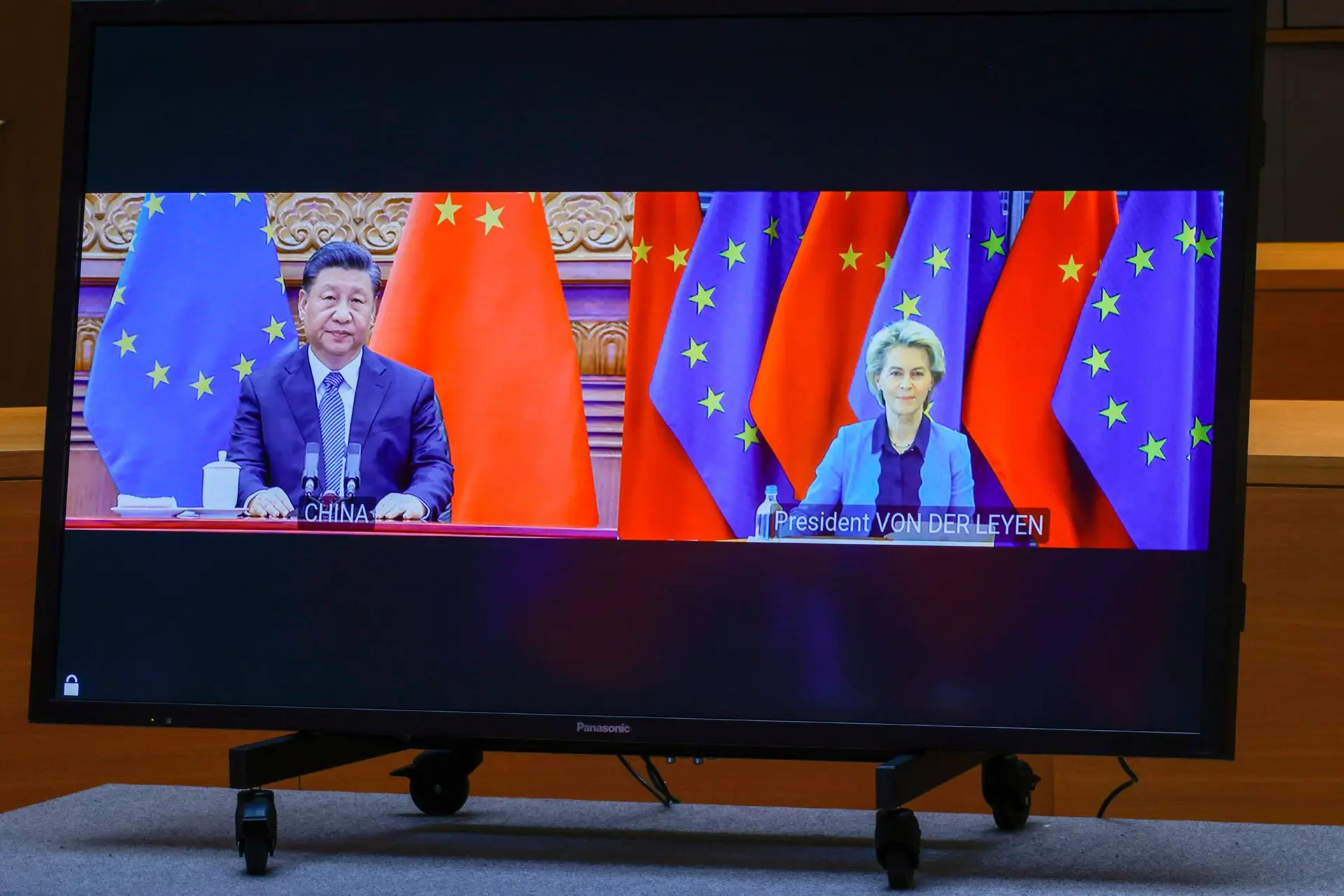 Compreender o conflito (XXXVII): a China ambígua e a Rússia enganadora