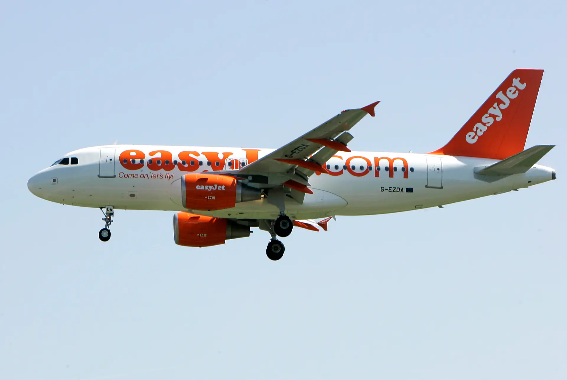EasyJet anuncia novas rotas a partir de Lisboa, Porto e Funchal