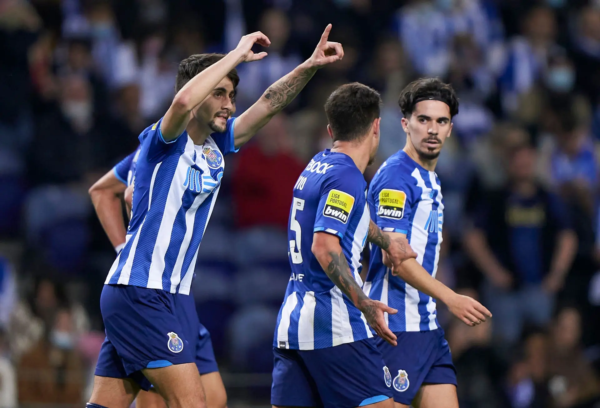 Já há data e hora para os jogos do Benfica e do FC Porto - SIC