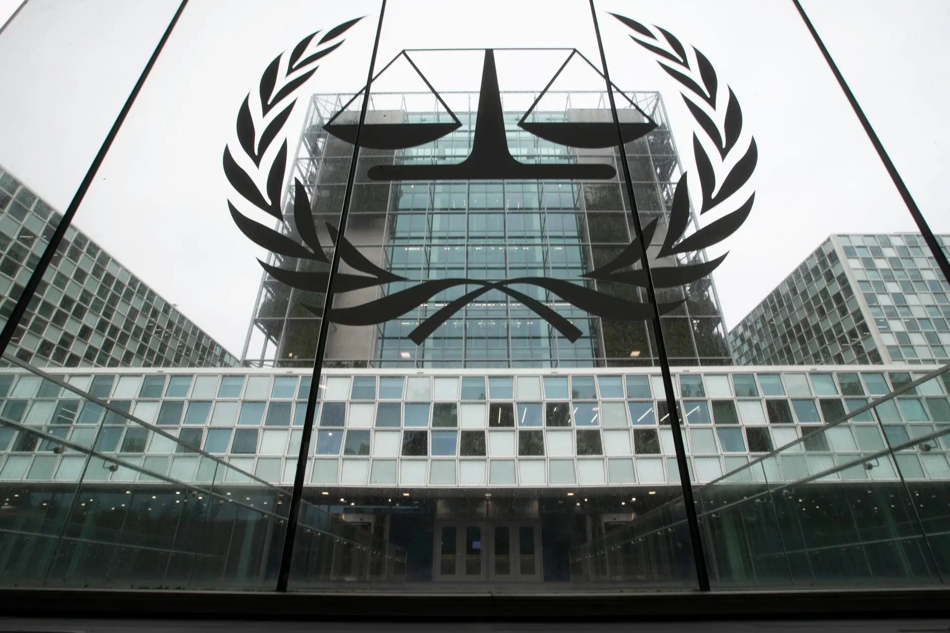 Acusado de crimes de guerra no Darfur começa a ser julgado quase 20 anos depois