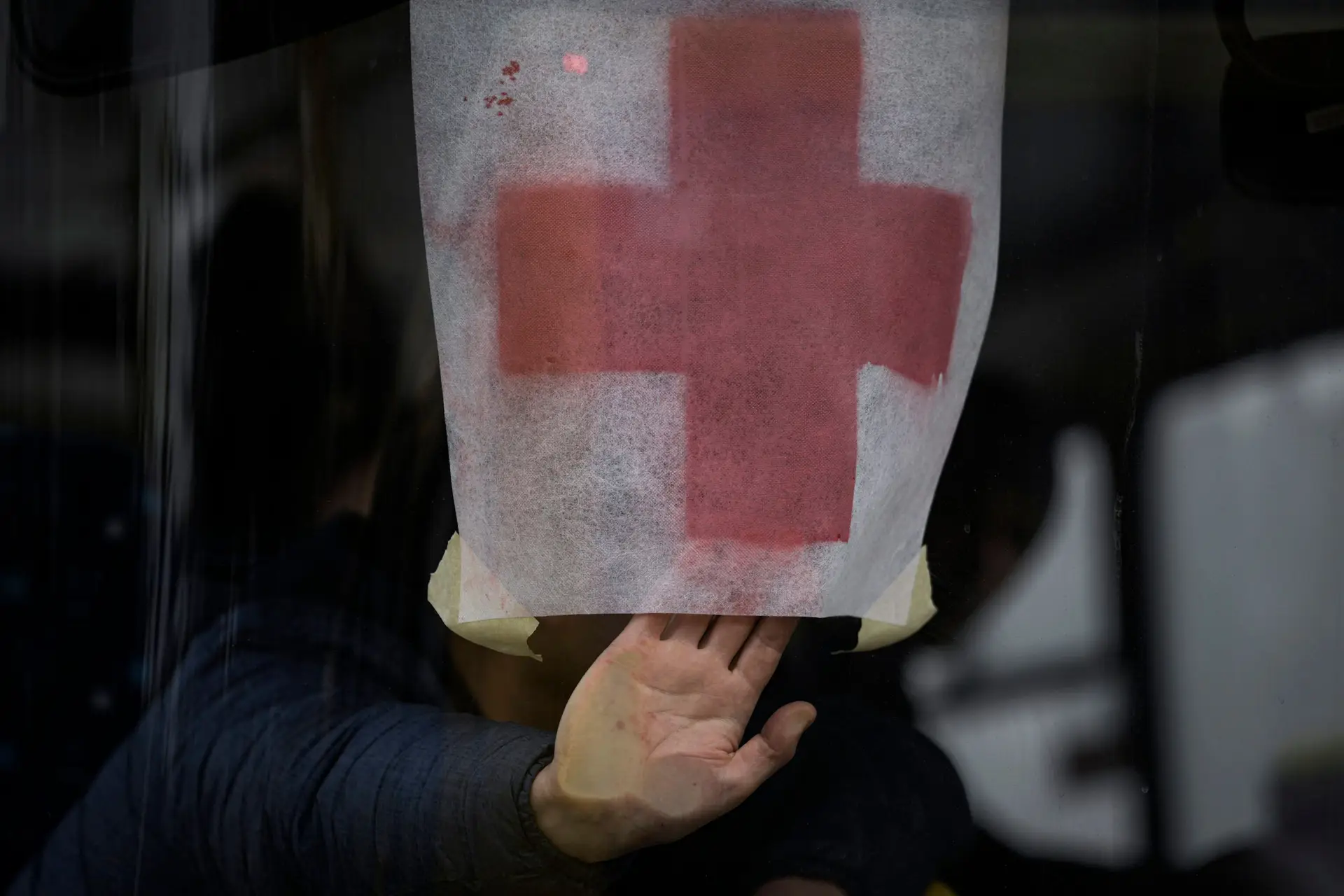 Ucrânia: equipa da Cruz Vermelha “libertada durante a noite” perto de Mariupol