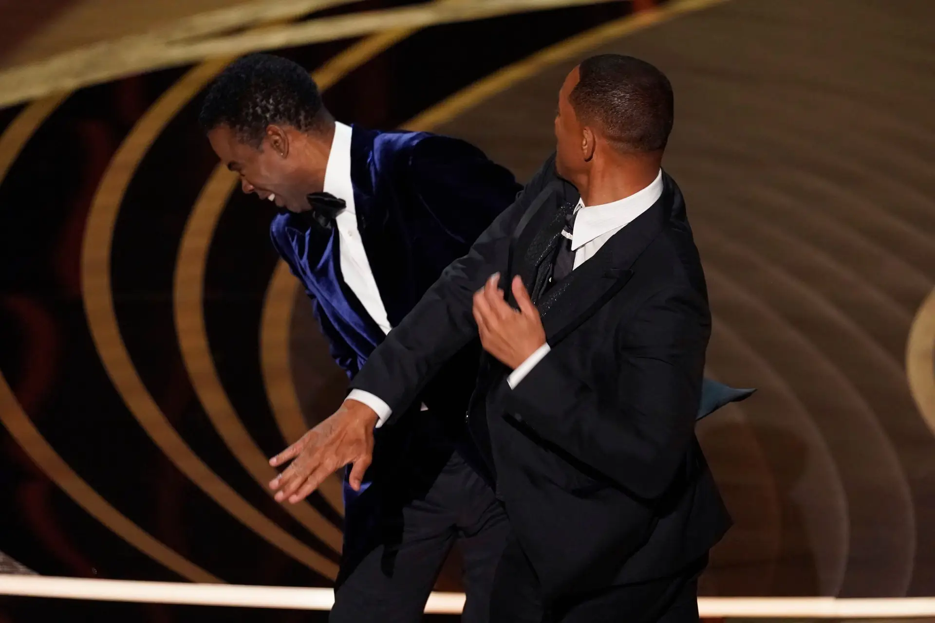 Will Smith “aceita e respeita” ser banido dos Óscares durante 10 anos