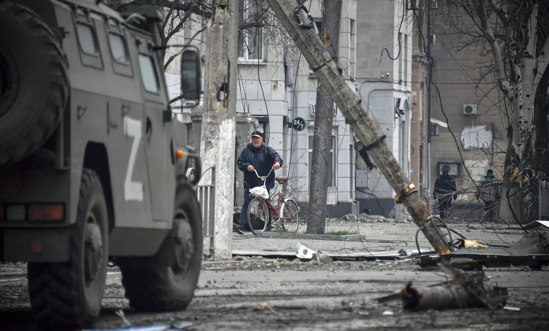 Uso de armas químicas em Mariupol? Batalhão de Azov acusa tropas inimigas, mas Moscovo desmente