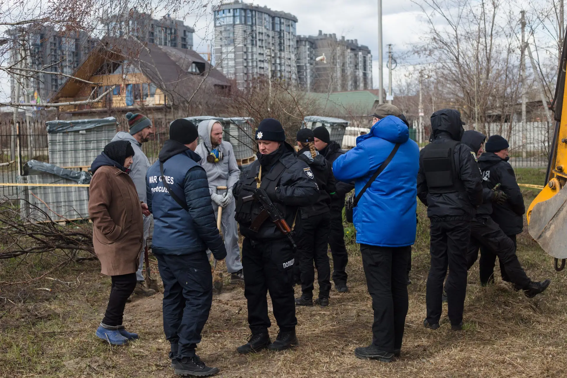 Massacre em Bucha: equipa forense francesa investiga crimes de guerra