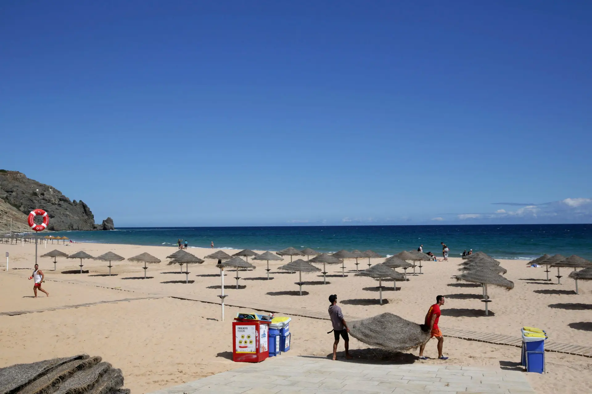 Turistas espanhóis, britânicos e portugueses enchem o Algarve na Páscoa