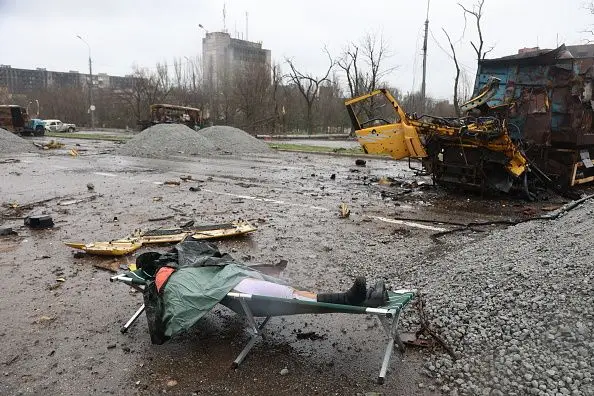 “A morte está em toda a parte, é visível”: mortes em Mariupol podem chegar às 35 mil nos próximos dias