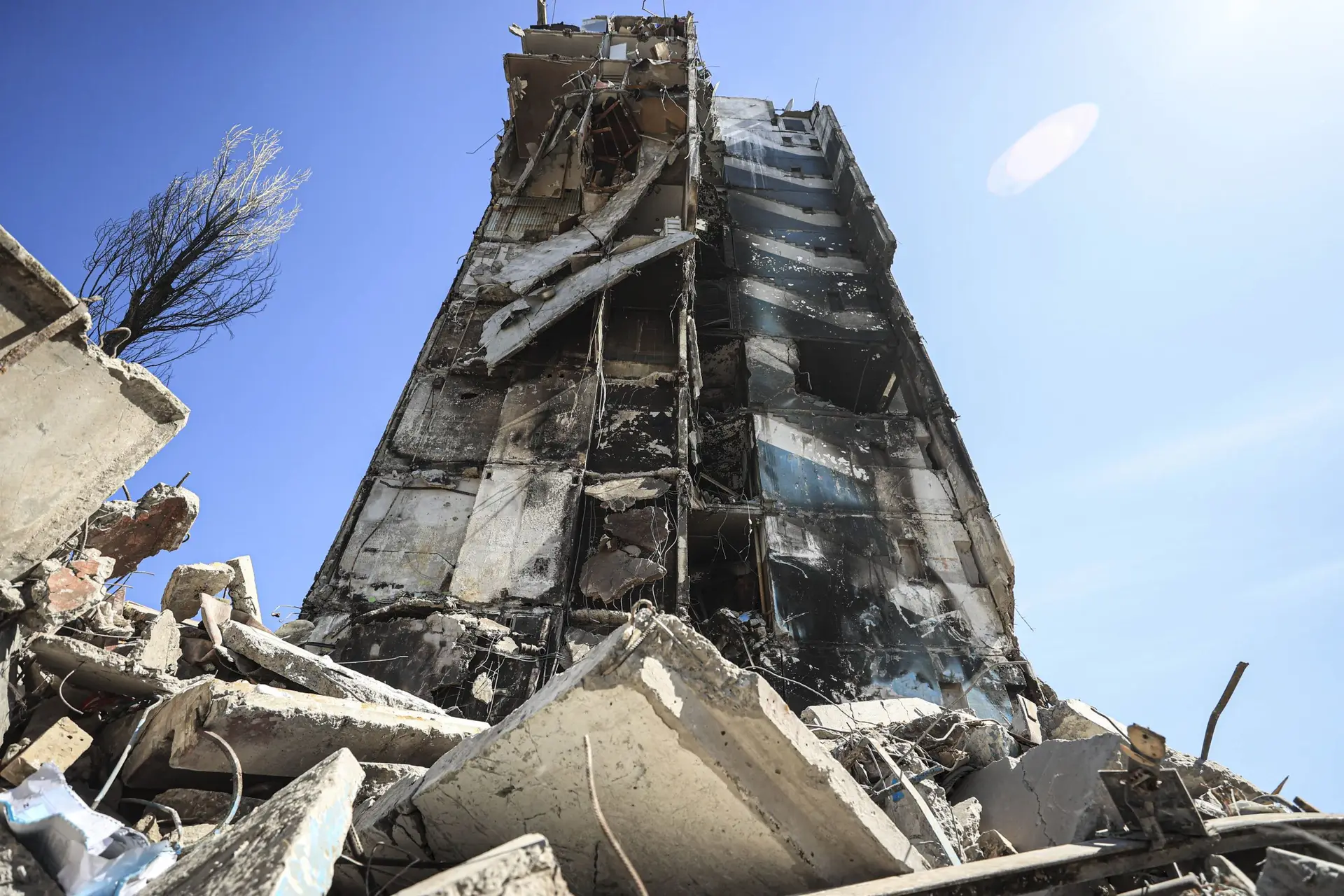 Guerra na Ucrânia: explosões sentidas em Kiev foram as mais intensas desde a retirada russa