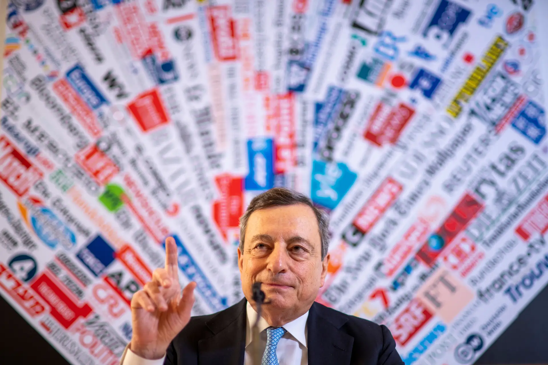 Mario Draghi lamenta ineficácia do “diálogo” com Putin