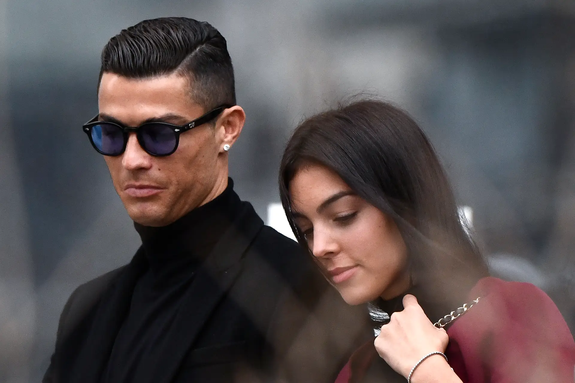 Morreu um dos gémeos de Cristiano Ronaldo e Georgina no parto