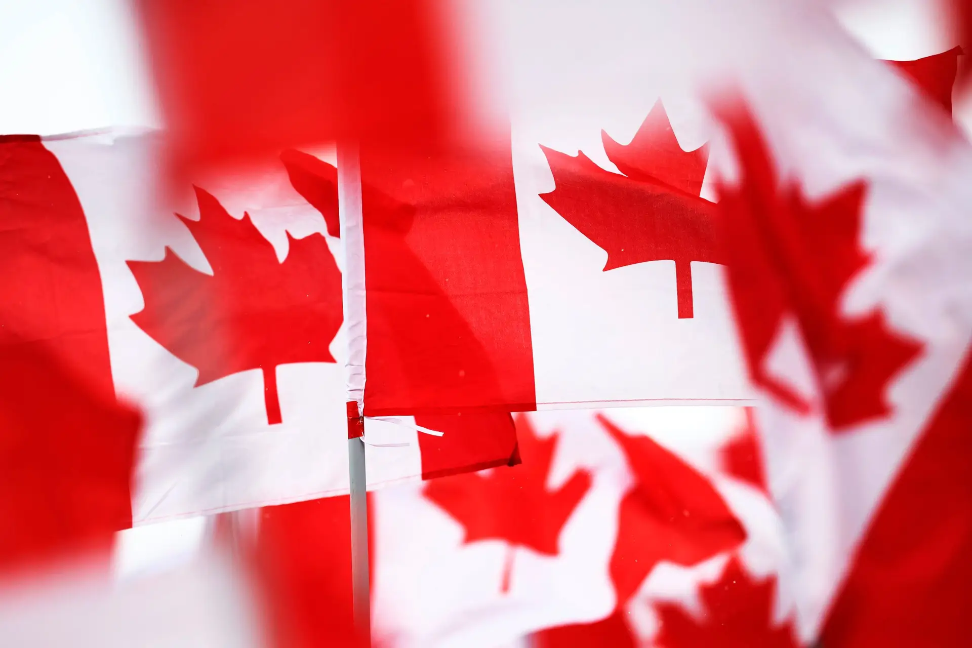 Canadá aplica sanções às filhas de Putin e junta-se ao Reino Unido, UE e EUA