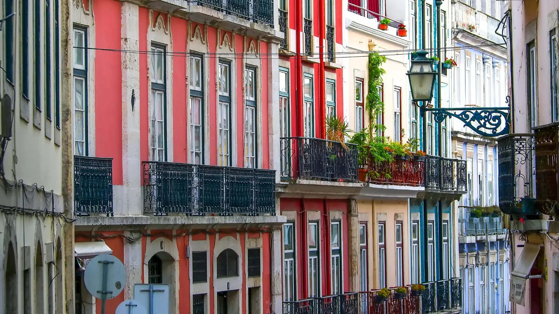 Prédios de habitação permanente deixam de poder coexistir com alojamento local