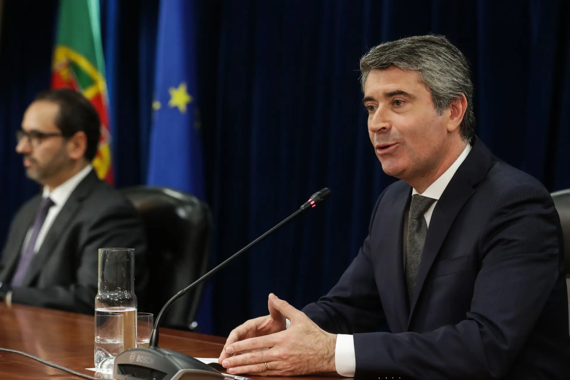 MAI apresenta detalhes sobre extinção do SEF, de novo adiada