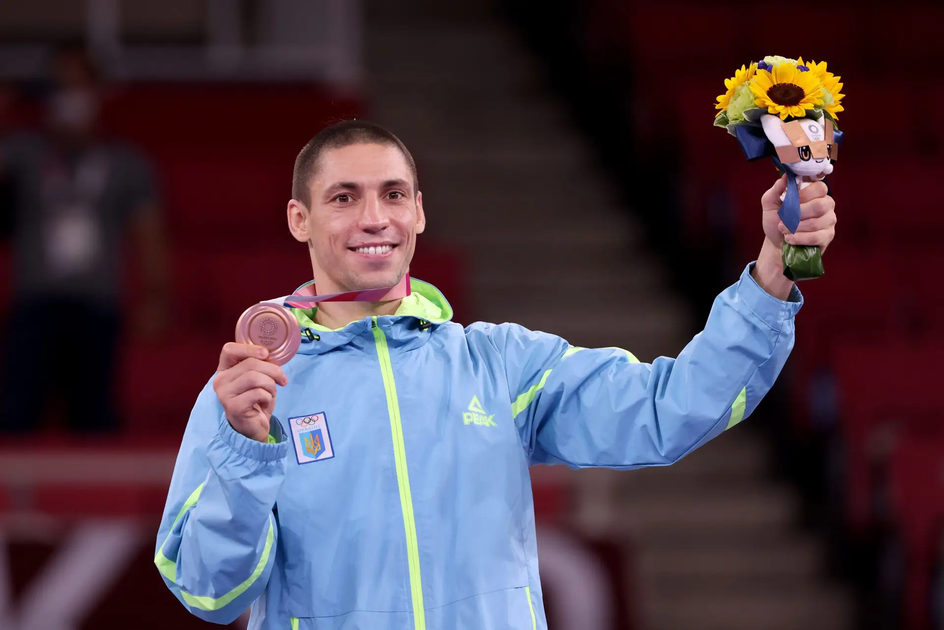 Entrevista SIC: karateca ucraniano leiloa medalha olímpica para ajudar Ucrânia
