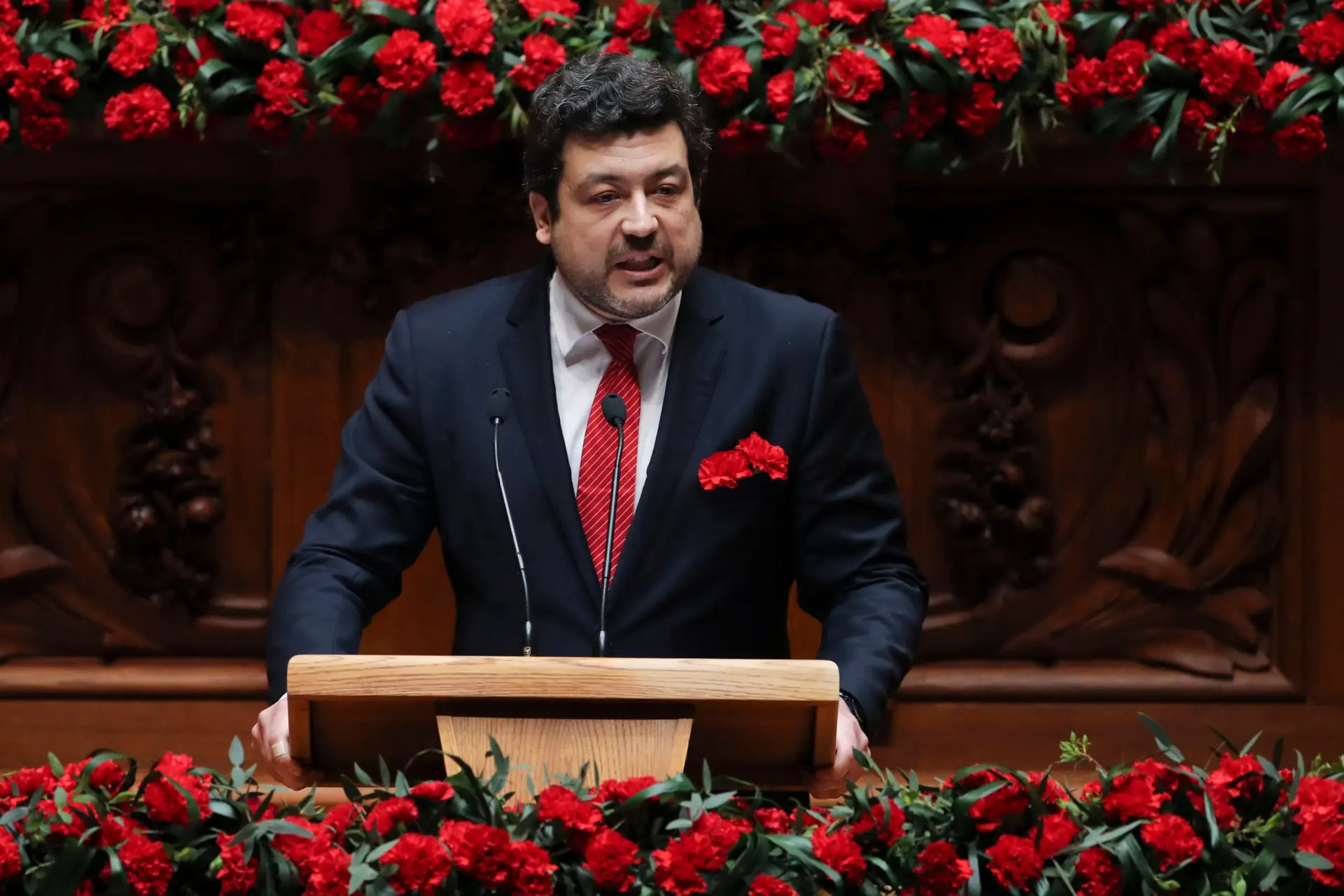 25 Abril: PS evoca Jorge Sampaio e pede atenção aos instrumentalizados pelo populismo