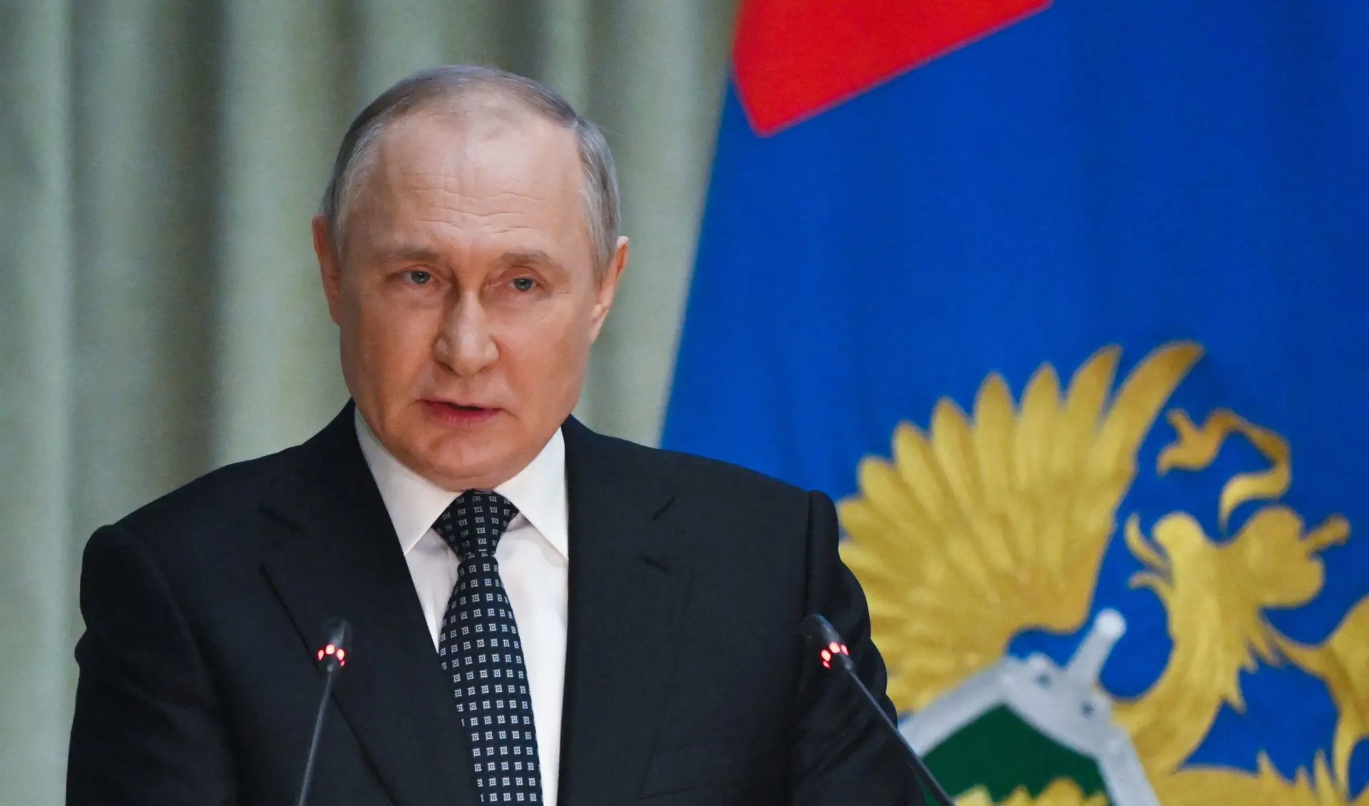 Putin acusa o Ocidente de “terror” e de tentar destruir a Rússia