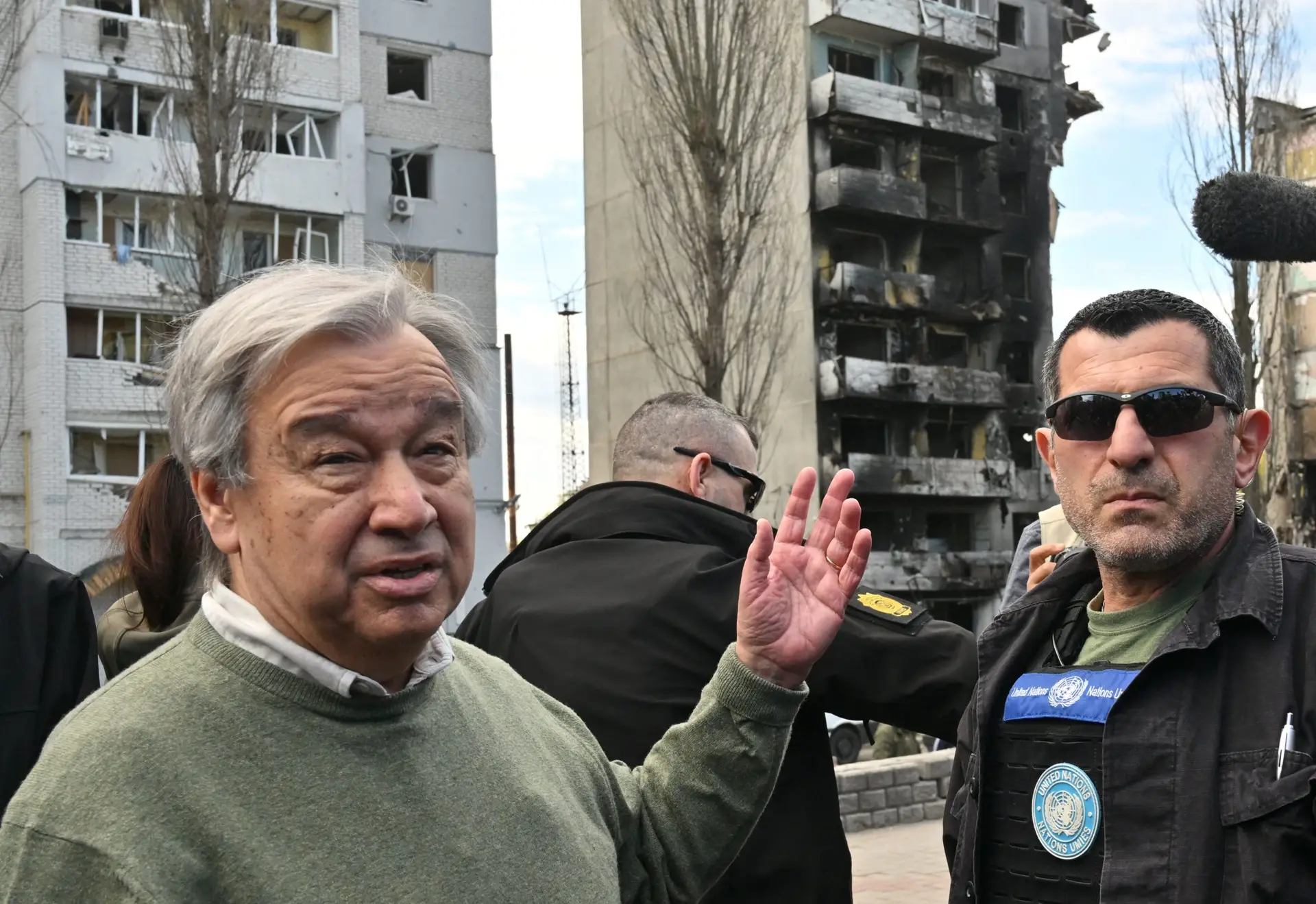 “O pior dos crimes é a própria guerra”, os apelos de Guterres em Borodyanka, Bucha e Irpin