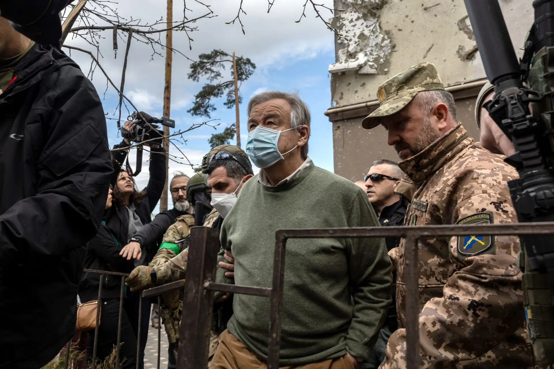 Ucrânia: Guterres “em segurança” mas “chocado” com bombardeamentos em Kiev