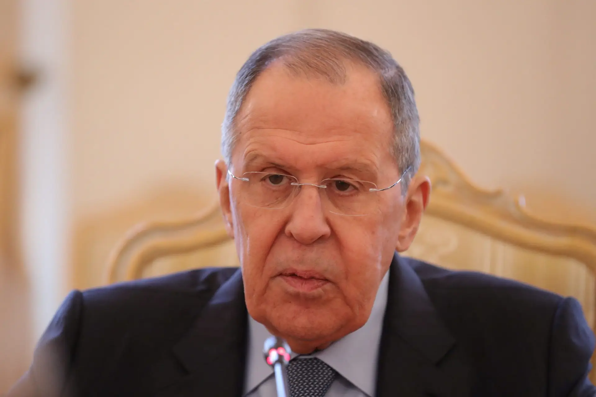 Rússia diz que não está em guerra com a NATO, mas que a NATO parece estar em guerra com a Rússia