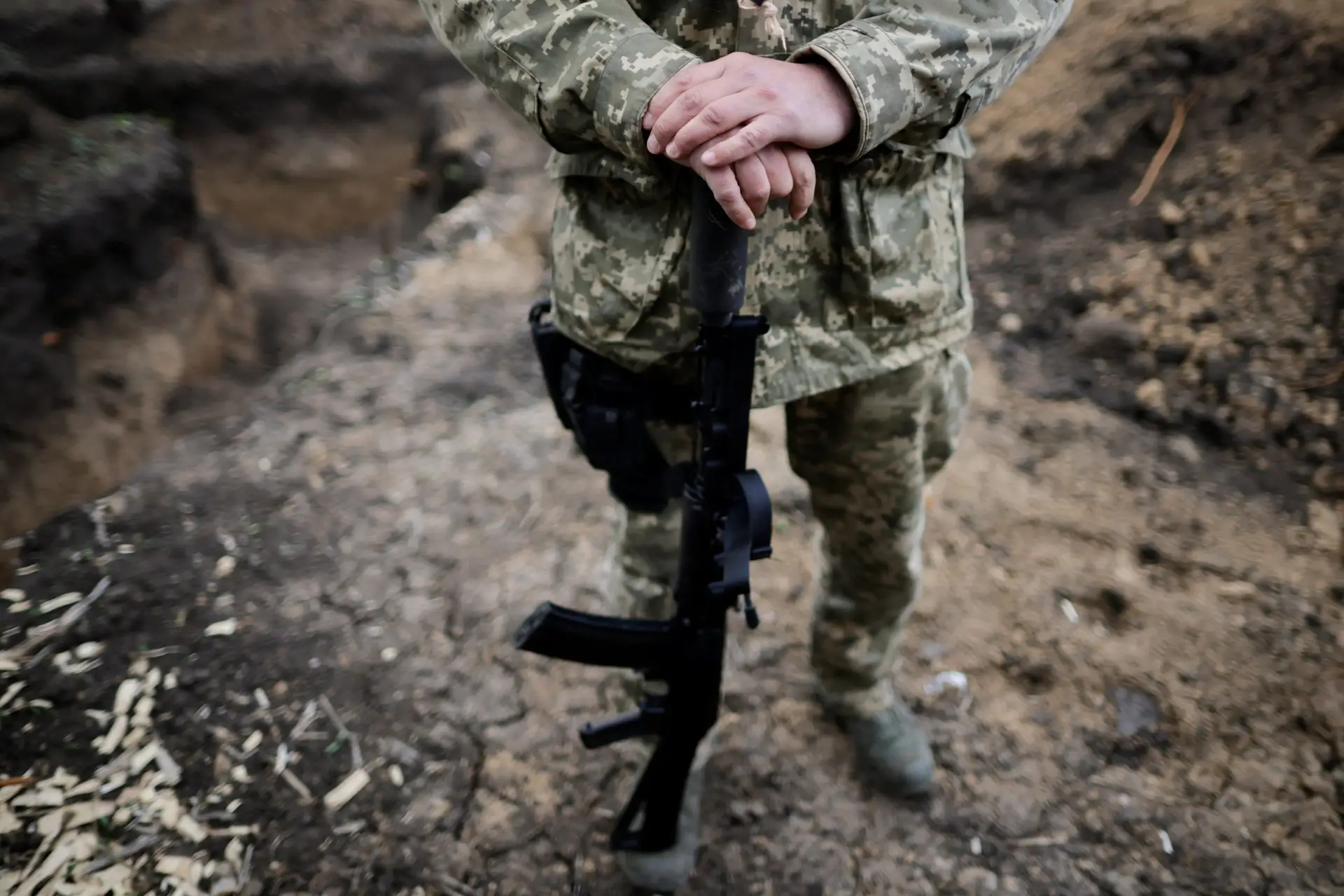 Ucrânia: líder do exército russo esteve na frente de combate no Donbass