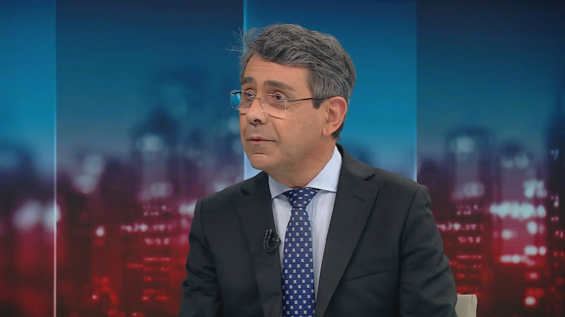 Combustíveis: “Gasolineiras baixam o imposto, mas sobem a margem. Ficamos na mesma”